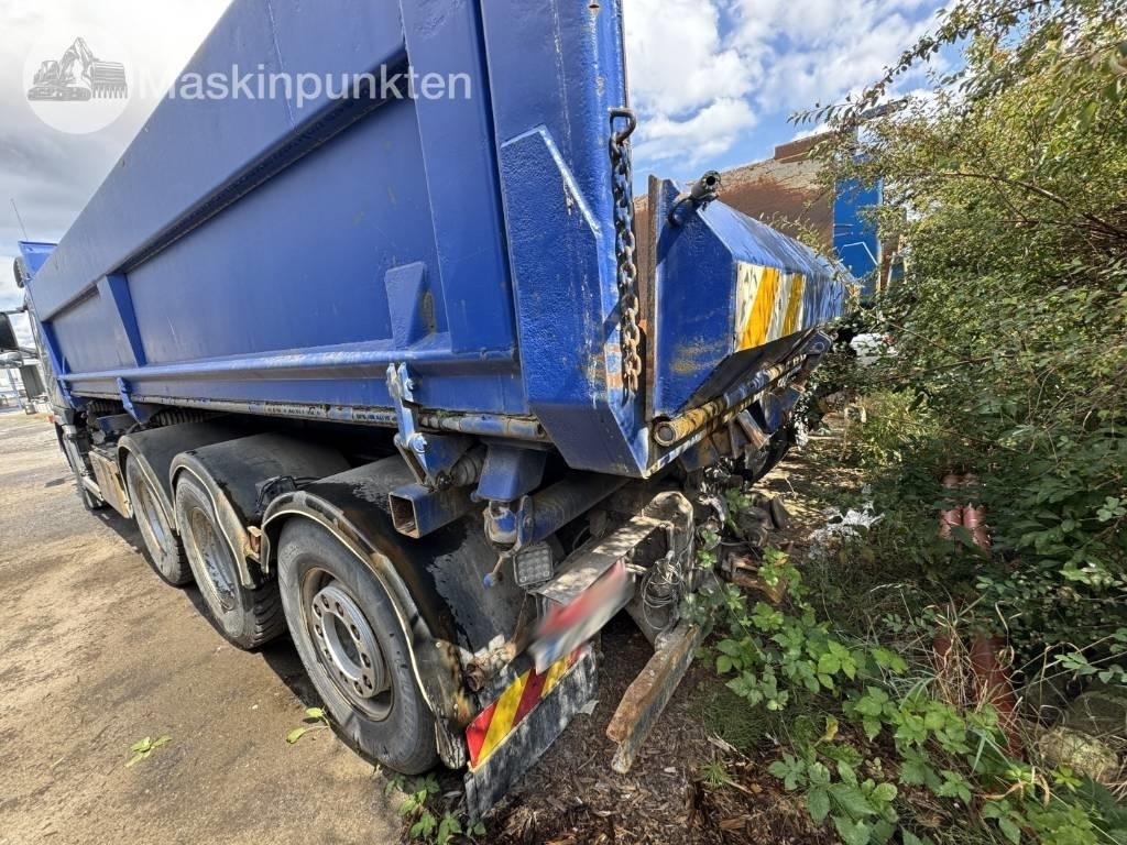 Volvo FM 440 CAMELEONT + BERFLAK + BETONGBLANDARE - Camión portacontenedore/ Intercambiable: foto 2 Volvo FM 440 CAMELEONT + BERFLAK + BETONGBLANDARE - Camión portacontenedore/ Intercambiable: foto 2