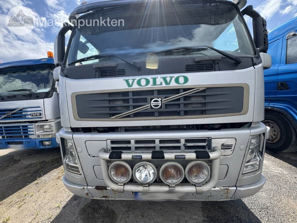 Volvo FM 440 CAMELEONT + BERFLAK + BETONGBLANDARE - Camión portacontenedore/ Intercambiable: foto 4 Volvo FM 440 CAMELEONT + BERFLAK + BETONGBLANDARE - Camión portacontenedore/ Intercambiable: foto 4