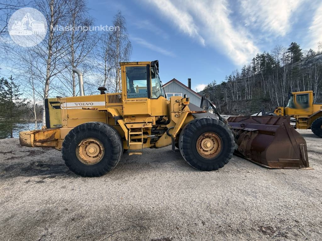 Volvo L 120 C - Cargadora de ruedas: foto 1 Volvo L 120 C - Cargadora de ruedas: foto 1