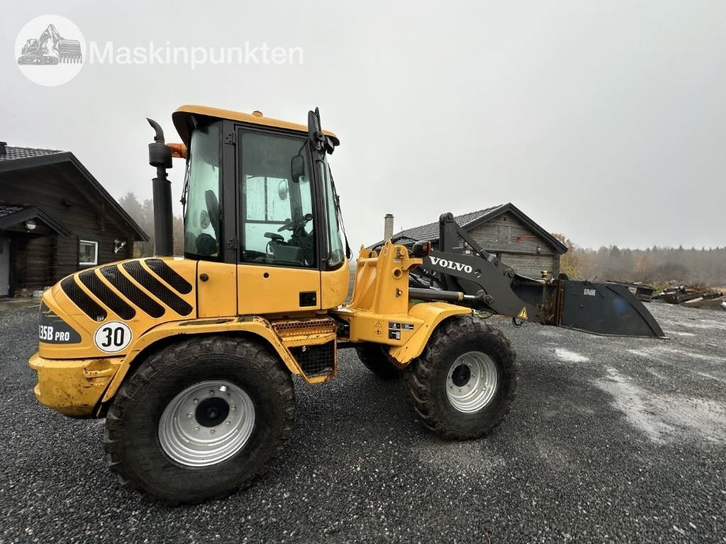 Volvo L 35 B  - Cargadora de ruedas: foto 4 Volvo L 35 B  - Cargadora de ruedas: foto 4