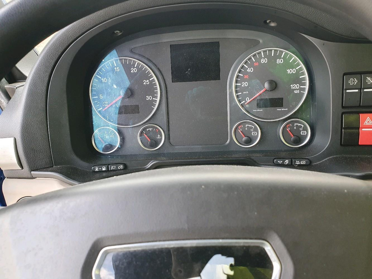 Cabeza tractora MN 19.470: foto 14 Cabeza tractora MN 19.470: foto 14