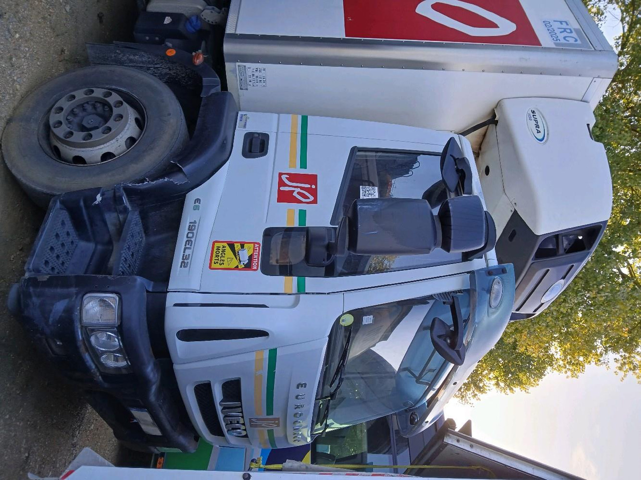 IVECO PORTEUR FRIGO 190E32 - Camión frigorífico: foto 1 IVECO PORTEUR FRIGO 190E32 - Camión frigorífico: foto 1