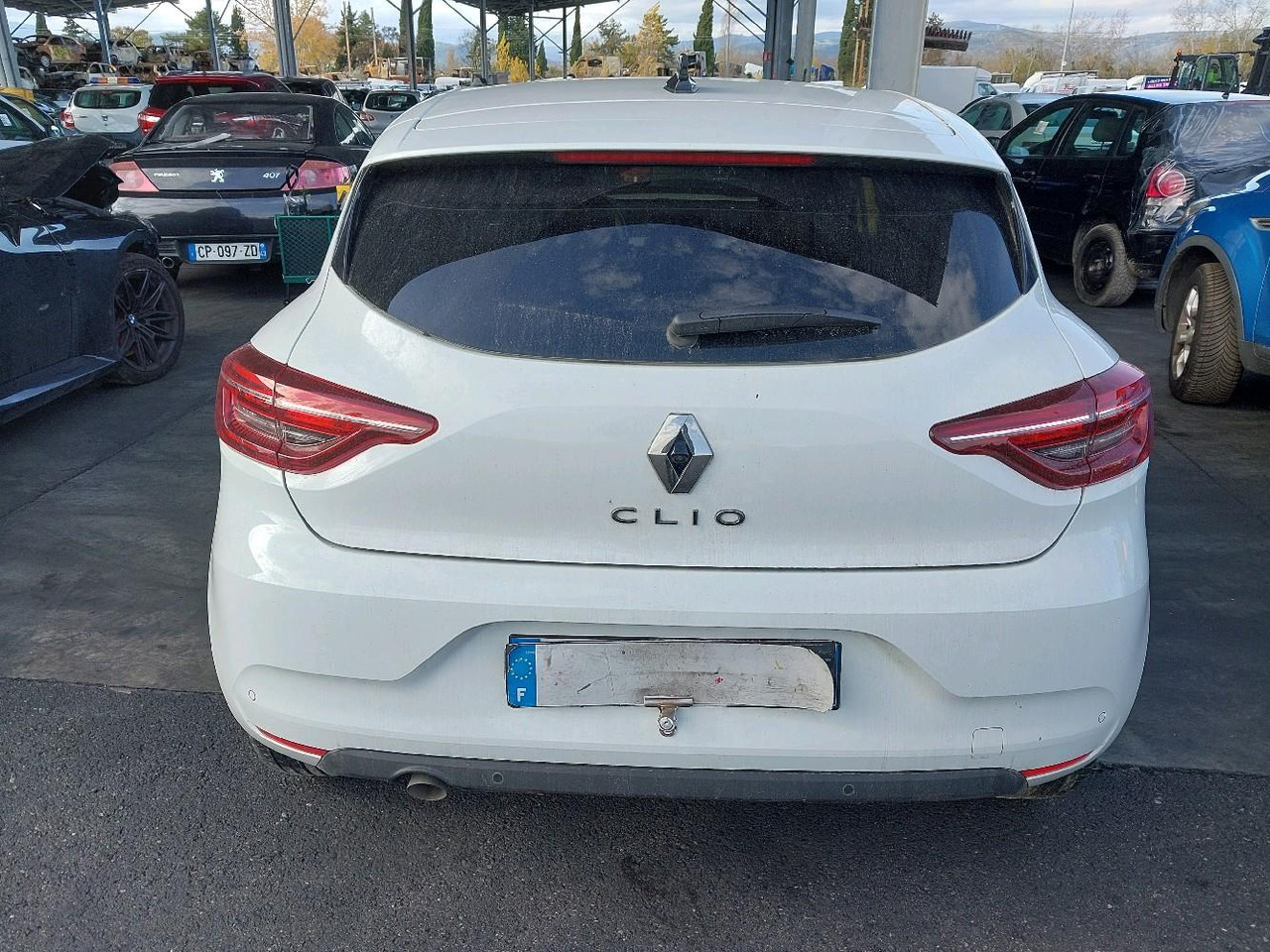 RENAULT CLIO V 1.0 TCE 90 EVOLUTION - Coche: foto 5 RENAULT CLIO V 1.0 TCE 90 EVOLUTION - Coche: foto 5