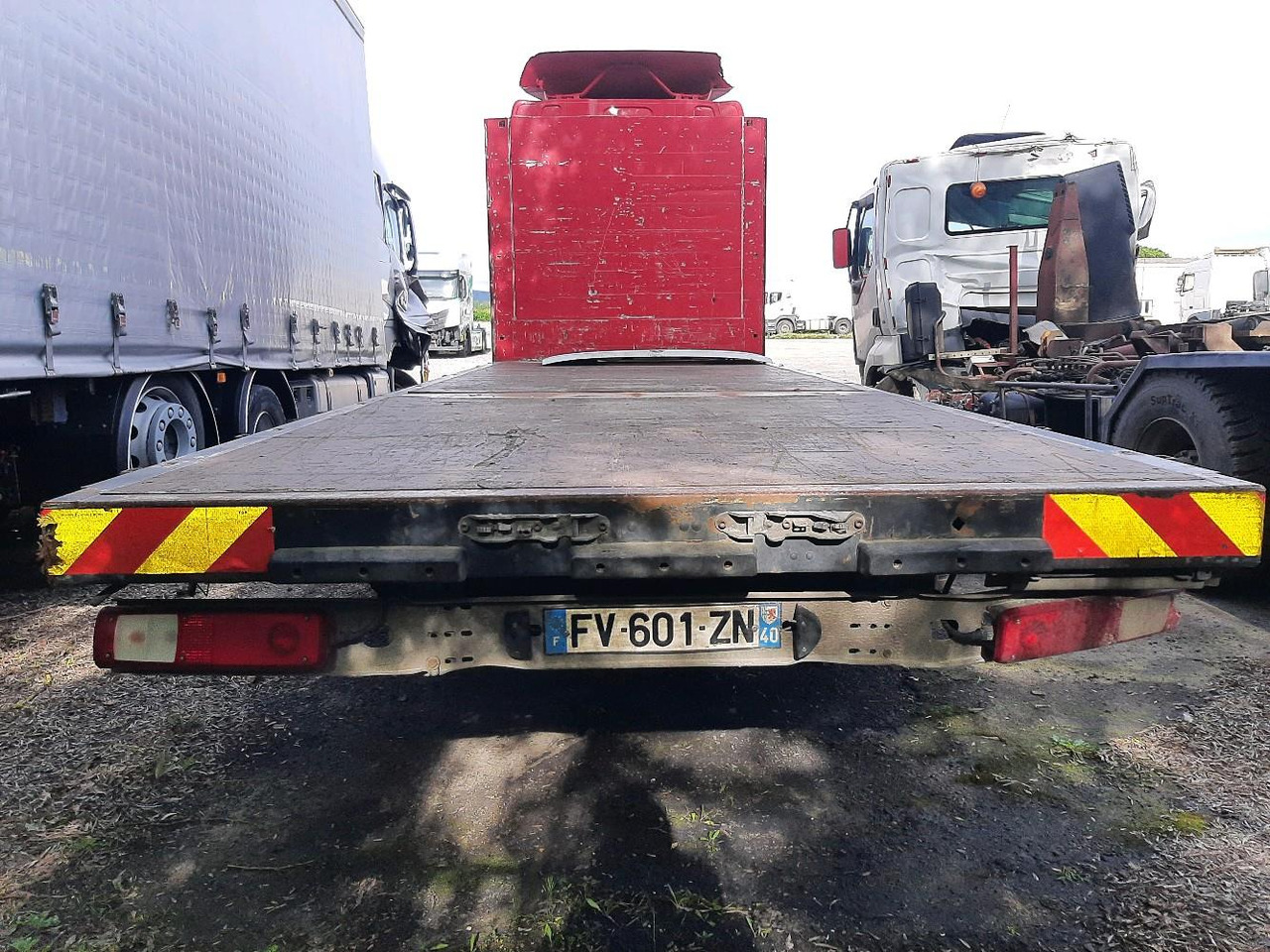 RENAULT PREMIUM 470 PLATEAU - Camión caja abierta: foto 5 RENAULT PREMIUM 470 PLATEAU - Camión caja abierta: foto 5