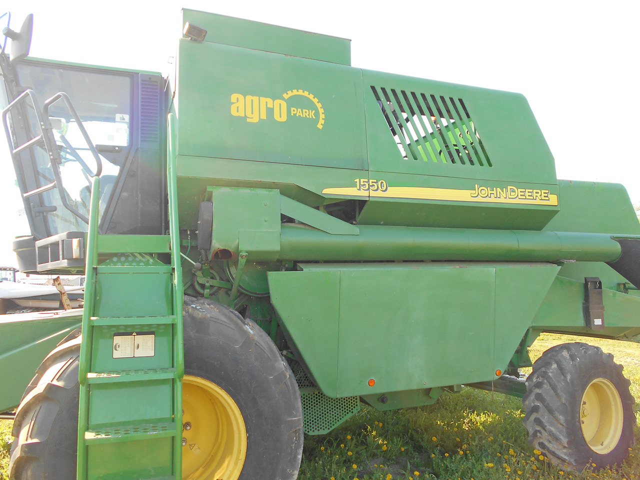 John Deere 1550 - Cosechadora de granos: foto 2 John Deere 1550 - Cosechadora de granos: foto 2
