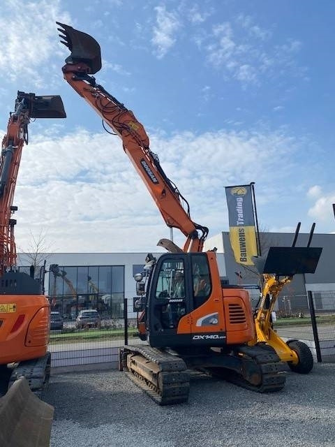 Doosan DX140 LCR-5 - Excavadora de cadenas: foto 3 Doosan DX140 LCR-5 - Excavadora de cadenas: foto 3
