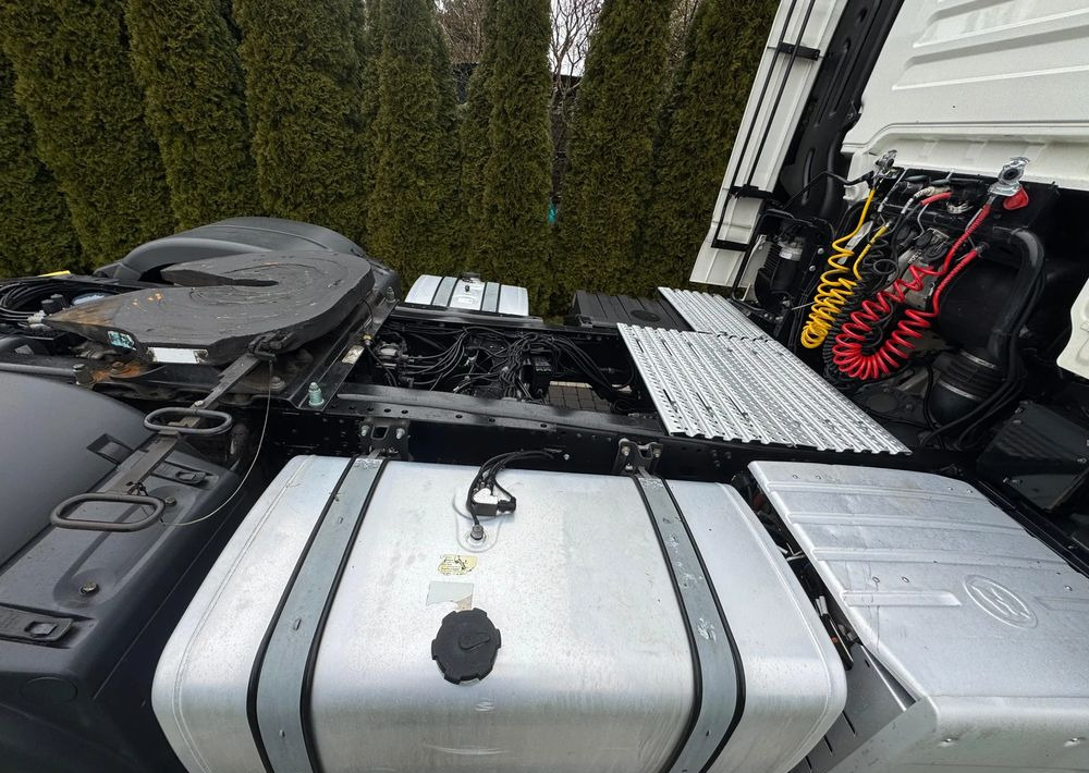 Cabeza tractora MAN TGX 18.470: foto 10