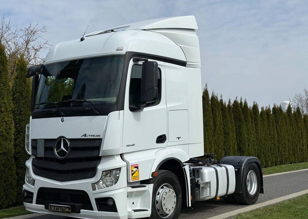 Mercedes-Benz ACTROS 1845 HYDRAULIKA - Cabeza tractora: foto 1 Mercedes-Benz ACTROS 1845 HYDRAULIKA - Cabeza tractora: foto 1