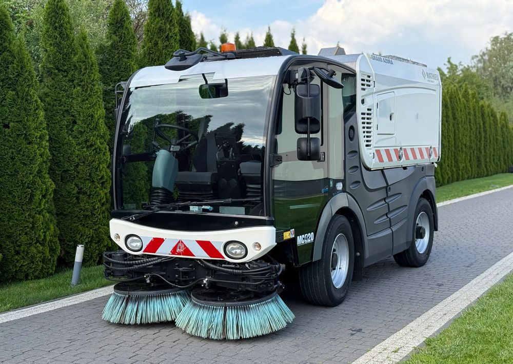 Inny MATHIEU GRAND AZURA MC420 ZAMIATARKA - Camión de basura: foto 1 Inny MATHIEU GRAND AZURA MC420 ZAMIATARKA - Camión de basura: foto 1
