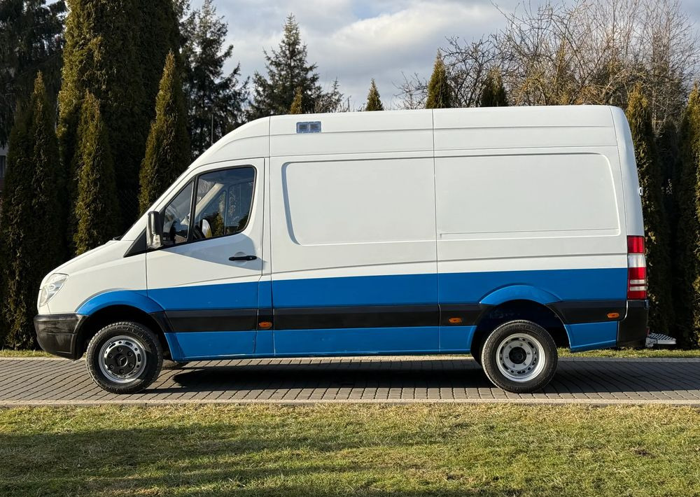 Mercedes-Benz SPRINTER 516 3,5 T MANUAL - Furgón: foto 5 Mercedes-Benz SPRINTER 516 3,5 T MANUAL - Furgón: foto 5