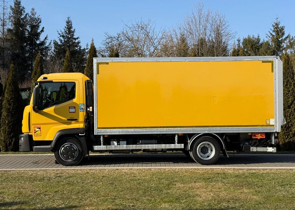 Renault D 7.5 KONTENER - Camión caja cerrada: foto 4 Renault D 7.5 KONTENER - Camión caja cerrada: foto 4