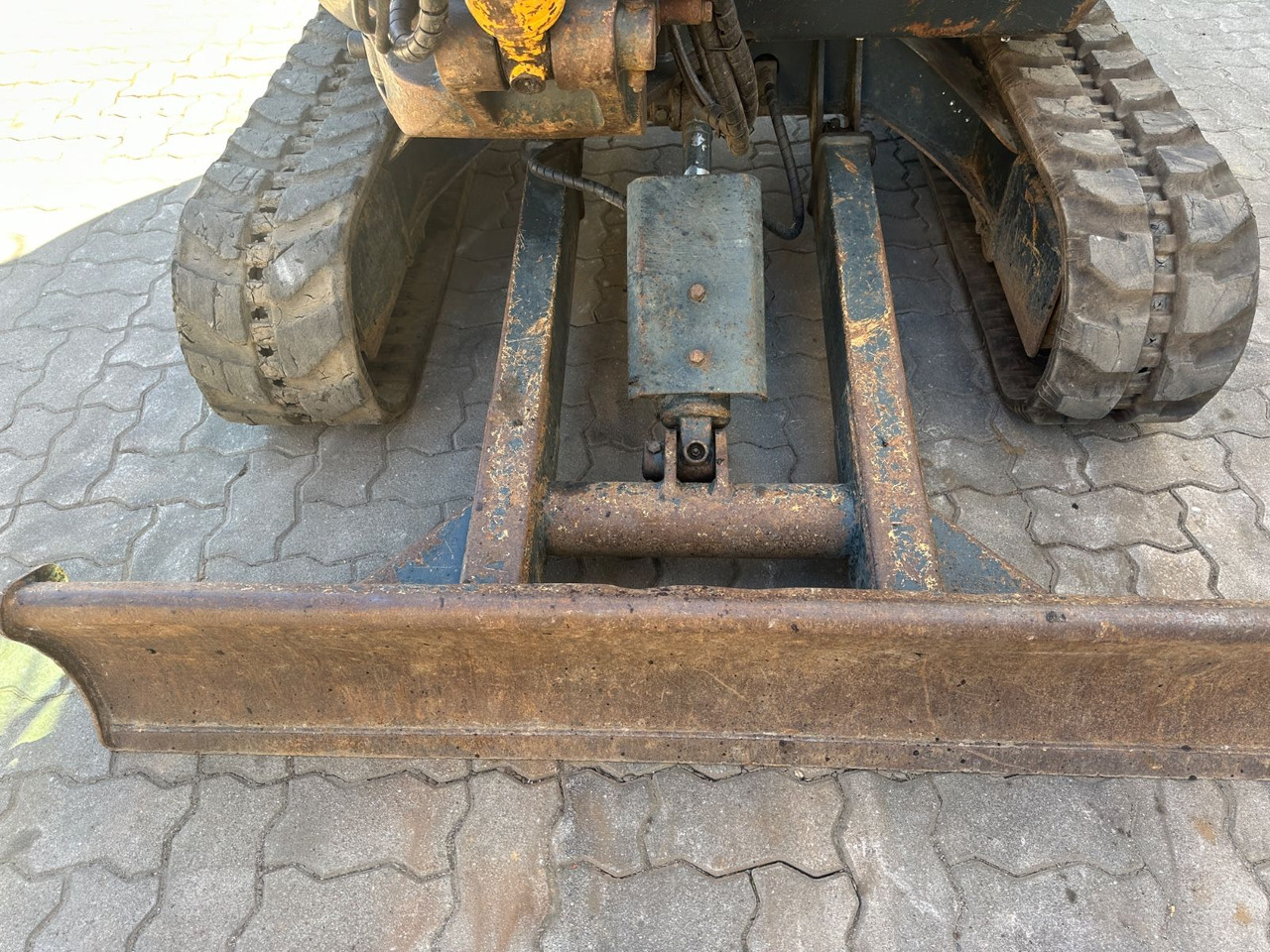 Miniexcavadora Hyundai Robex25Z-9AK / 2018 BJ / 2.962 H / 2.580 KG: foto 8 Miniexcavadora Hyundai Robex25Z-9AK / 2018 BJ / 2.962 H / 2.580 KG: foto 8