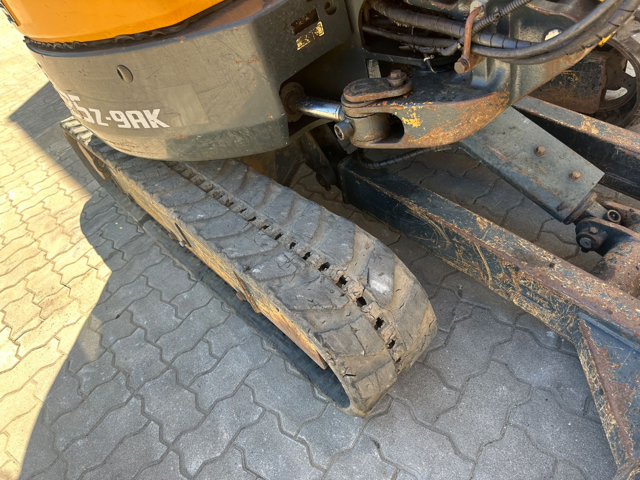 Miniexcavadora Hyundai Robex25Z-9AK / 2018 BJ / 2.962 H / 2.580 KG: foto 9 Miniexcavadora Hyundai Robex25Z-9AK / 2018 BJ / 2.962 H / 2.580 KG: foto 9