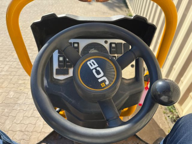 Apisonadora de asfalto JCB CT260-120 / 2019 BJ / 609 H / 2.560 KG: foto 10 Apisonadora de asfalto JCB CT260-120 / 2019 BJ / 609 H / 2.560 KG: foto 10