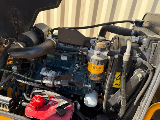 Apisonadora de asfalto JCB CT260-120 / 2019 BJ / 609 H / 2.560 KG: foto 13 Apisonadora de asfalto JCB CT260-120 / 2019 BJ / 609 H / 2.560 KG: foto 13