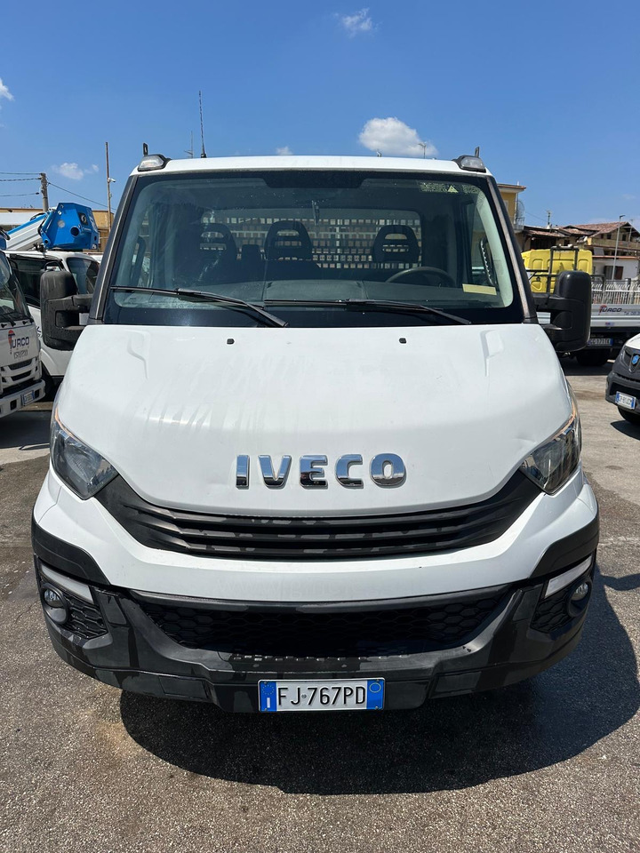 IVECO DAILY 35C12 - Camión volquete: foto 1 IVECO DAILY 35C12 - Camión volquete: foto 1