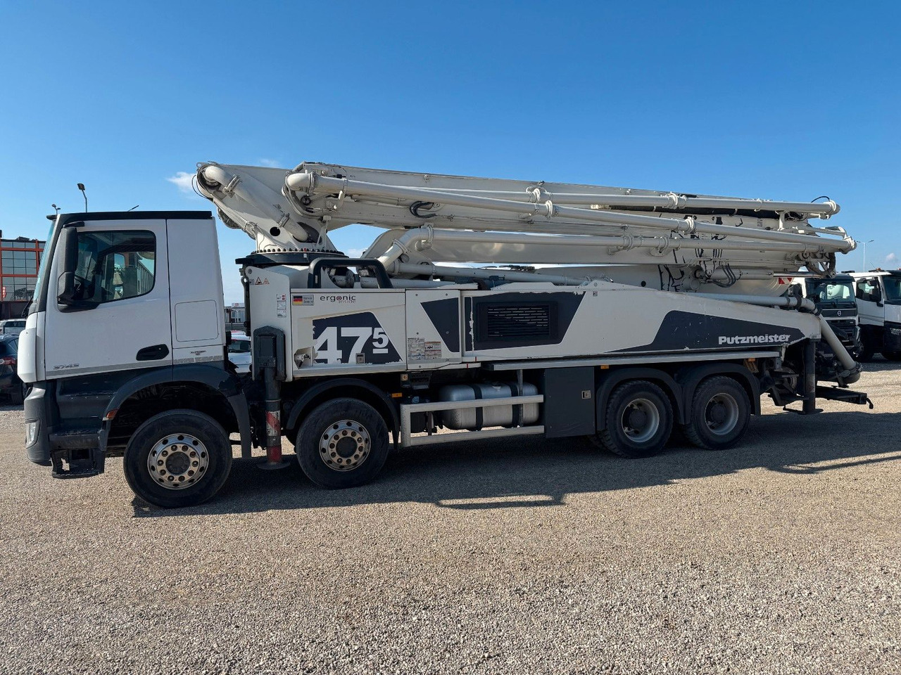 Mercedes-Benz AROCS 3743 PUTZMEISTER M47-5 - Bomba de hormigón: foto 4 Mercedes-Benz AROCS 3743 PUTZMEISTER M47-5 - Bomba de hormigón: foto 4