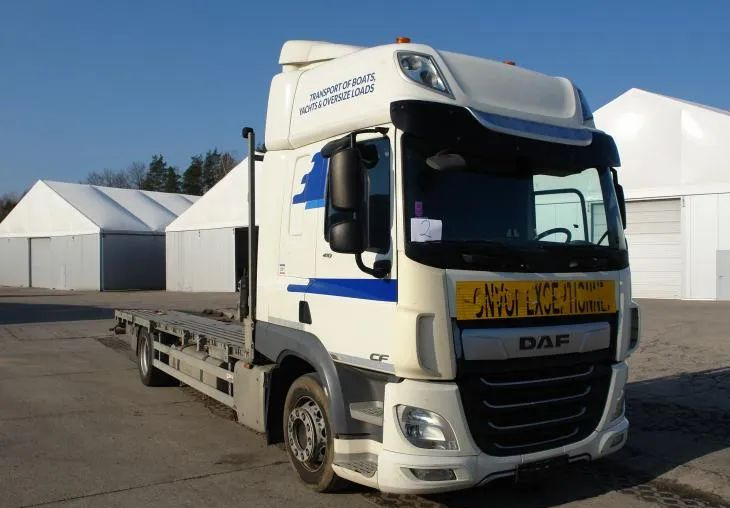 DAF CF 410 EURO 6 Laweta - Platforma super stan - Camión caja abierta: foto 4 DAF CF 410 EURO 6 Laweta - Platforma super stan - Camión caja abierta: foto 4