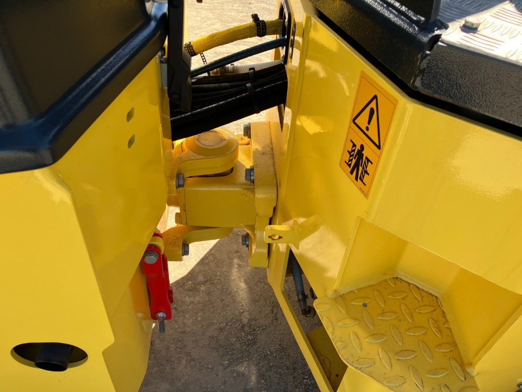Rodillo nuevo BOMAG DE BW 120 AD-5 Stage V/Tier 4f: foto 10 Rodillo nuevo BOMAG DE BW 120 AD-5 Stage V/Tier 4f: foto 10