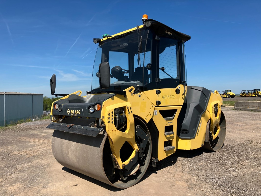BOMAG DE BW 161 AD-5 Stage IIIb/Tier 4i - Apisonadora de asfalto: foto 1 BOMAG DE BW 161 AD-5 Stage IIIb/Tier 4i - Apisonadora de asfalto: foto 1