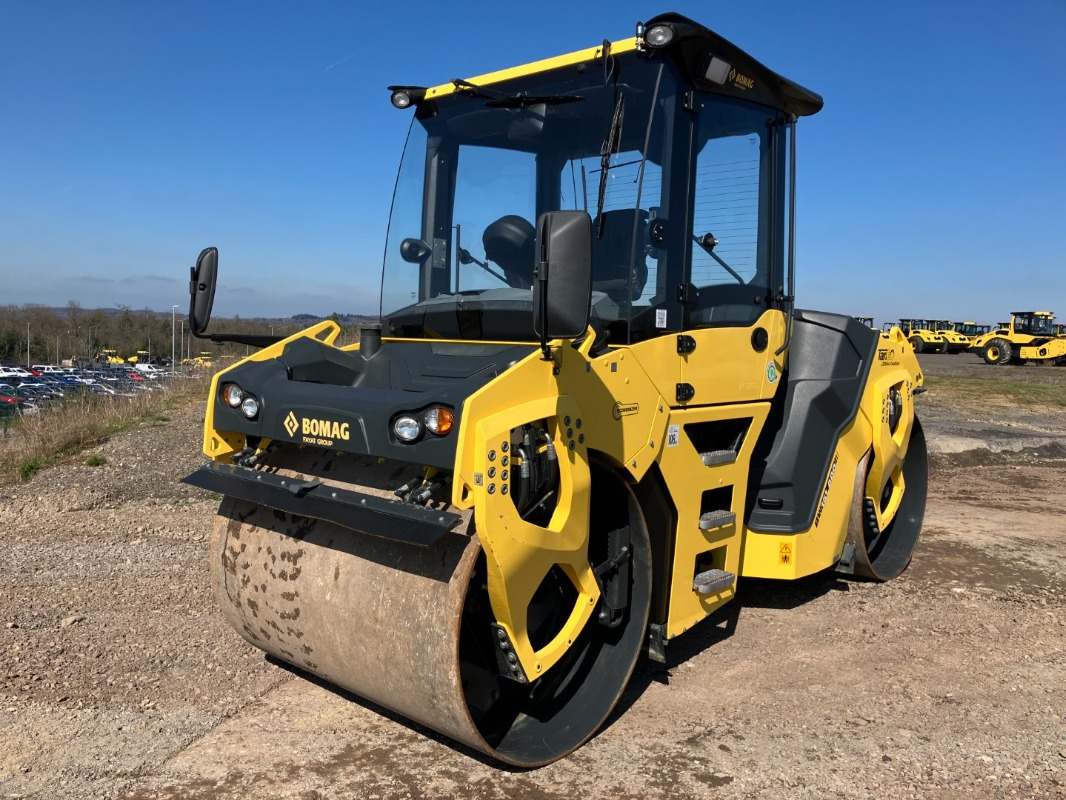 BOMAG DE BW 161 ADO-5 STage V/Tier 4f - Apisonadora de asfalto: foto 1 BOMAG DE BW 161 ADO-5 STage V/Tier 4f - Apisonadora de asfalto: foto 1
