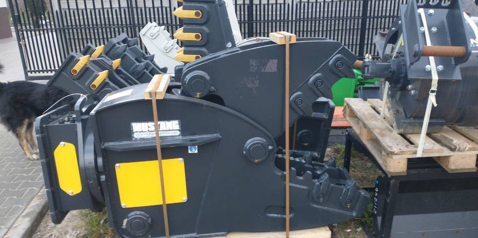 Nowa szczęka krusząca Mustang RH20 obrotowa do koparki 18-30 - Cizalla de demolición para Maquinaria de construcción: foto 1 Nowa szczęka krusząca Mustang RH20 obrotowa do koparki 18-30 - Cizalla de demolición para Maquinaria de construcción: foto 1