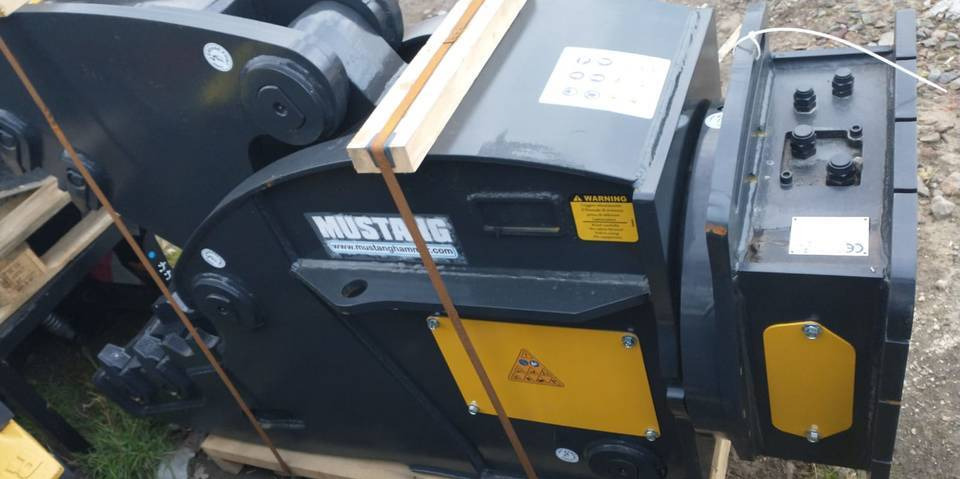 Nowa szczęka krusząca Mustang RH20 obrotowa do koparki 18-30 - Cizalla de demolición para Maquinaria de construcción: foto 3 Nowa szczęka krusząca Mustang RH20 obrotowa do koparki 18-30 - Cizalla de demolición para Maquinaria de construcción: foto 3