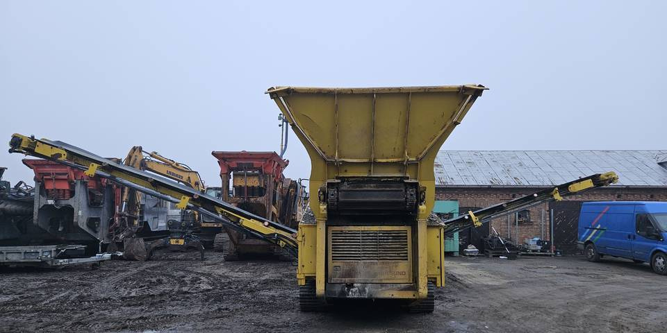 Przesiewacz mobilny Keestrack Combo 17t - Cribadora: foto 4 Przesiewacz mobilny Keestrack Combo 17t - Cribadora: foto 4