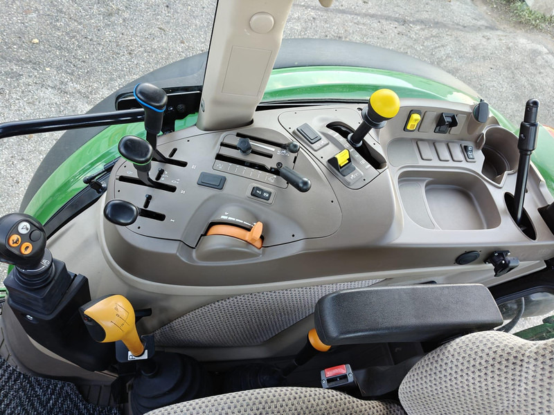 Leasing de John Deere 5100M John Deere 5100M: foto 11