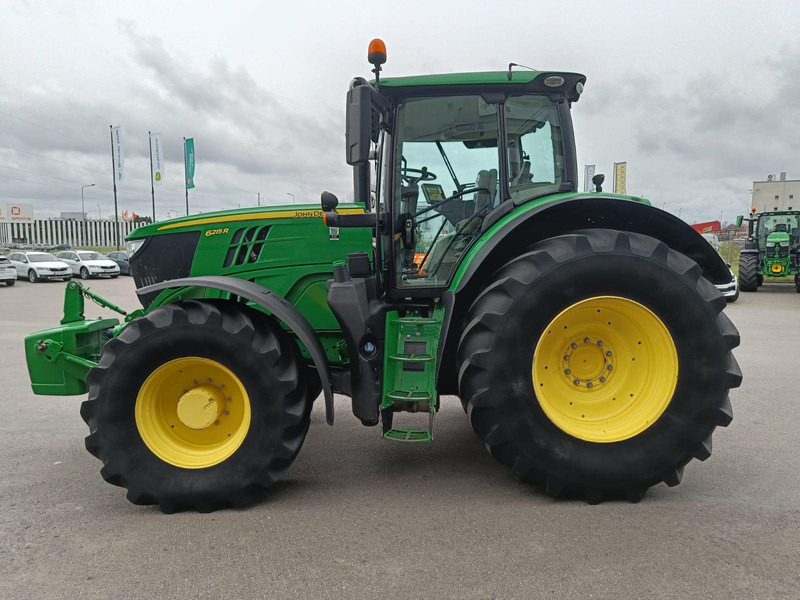 John Deere 6215R - Tractor: foto 4 John Deere 6215R - Tractor: foto 4