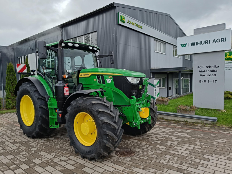 John Deere 6R 155 - Tractor: foto 1 John Deere 6R 155 - Tractor: foto 1