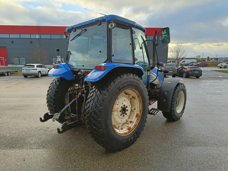 New Holland T 5050 - Tractor: foto 5 New Holland T 5050 - Tractor: foto 5