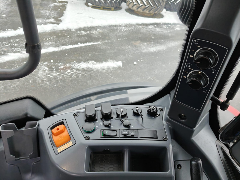 Tractor Valtra T255 Versu RTK: foto 18