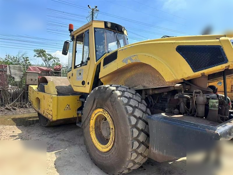 BOMAG BW226DH-4 - Compactador: foto 3 BOMAG BW226DH-4 - Compactador: foto 3
