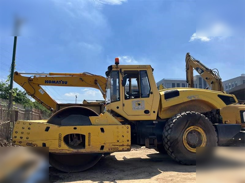BOMAG BW226DH-4 - Compactador: foto 1 BOMAG BW226DH-4 - Compactador: foto 1