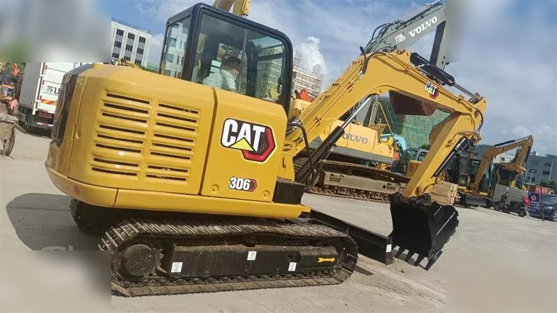 CATERPILLAR 306E2 - Excavadora de cadenas: foto 1 CATERPILLAR 306E2 - Excavadora de cadenas: foto 1