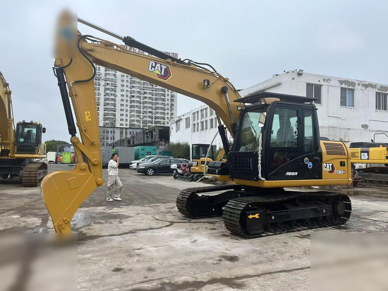 CATERPILLAR 312D2 GC - Excavadora de cadenas: foto 1 CATERPILLAR 312D2 GC - Excavadora de cadenas: foto 1