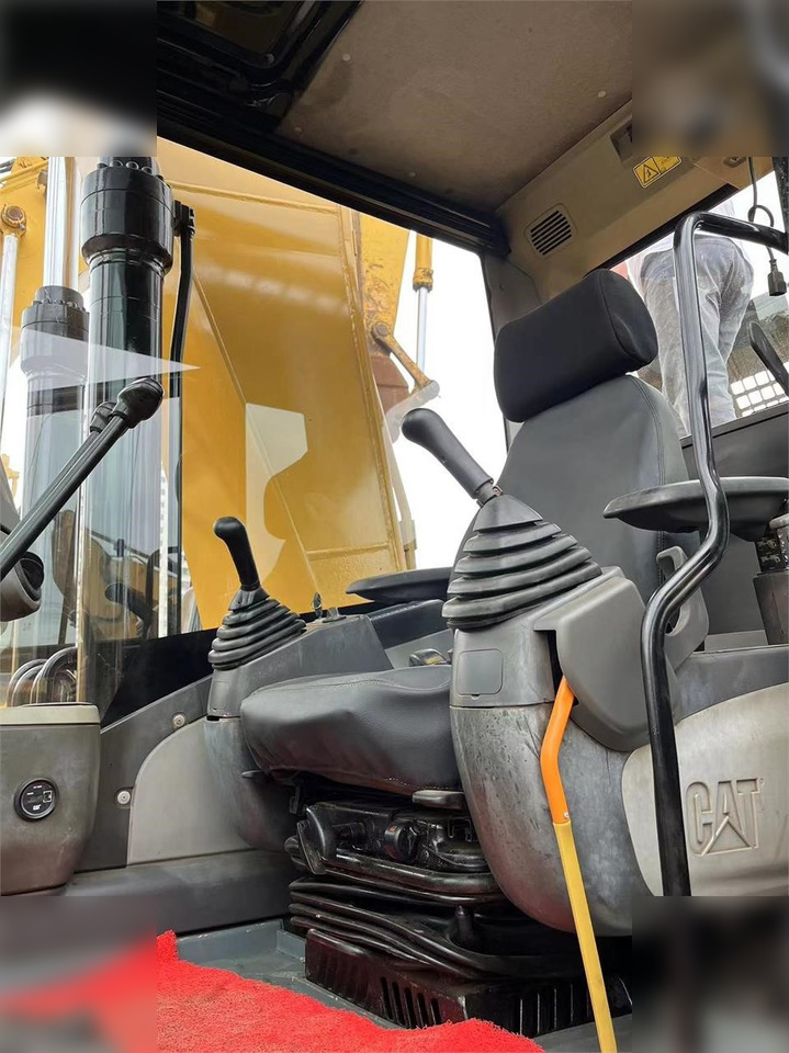 CATERPILLAR 320D - Excavadora de cadenas: foto 5 CATERPILLAR 320D - Excavadora de cadenas: foto 5