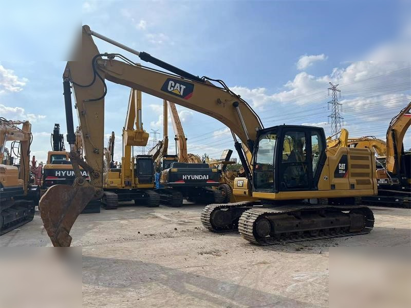 CATERPILLAR 320GC - Excavadora de cadenas: foto 2 CATERPILLAR 320GC - Excavadora de cadenas: foto 2