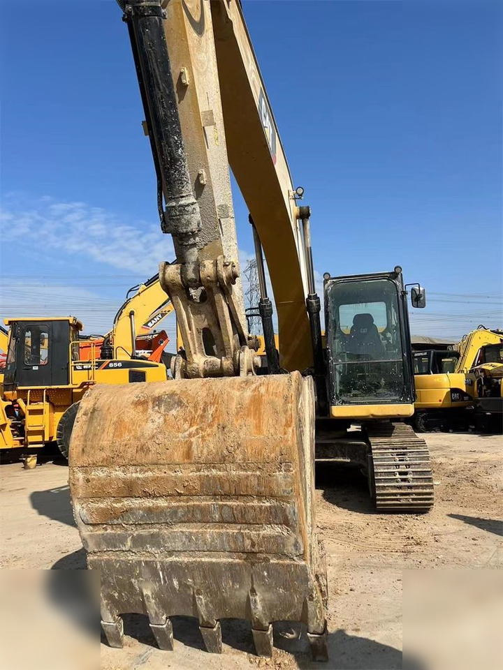 CATERPILLAR 320GC - Excavadora de cadenas: foto 4 CATERPILLAR 320GC - Excavadora de cadenas: foto 4