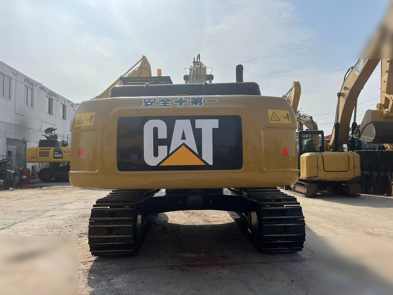 CATERPILLAR 325DL - Excavadora de cadenas: foto 4 CATERPILLAR 325DL - Excavadora de cadenas: foto 4