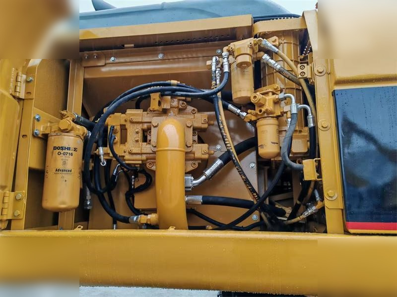 Excavadora de cadenas CATERPILLAR 330CL: foto 8 Excavadora de cadenas CATERPILLAR 330CL: foto 8
