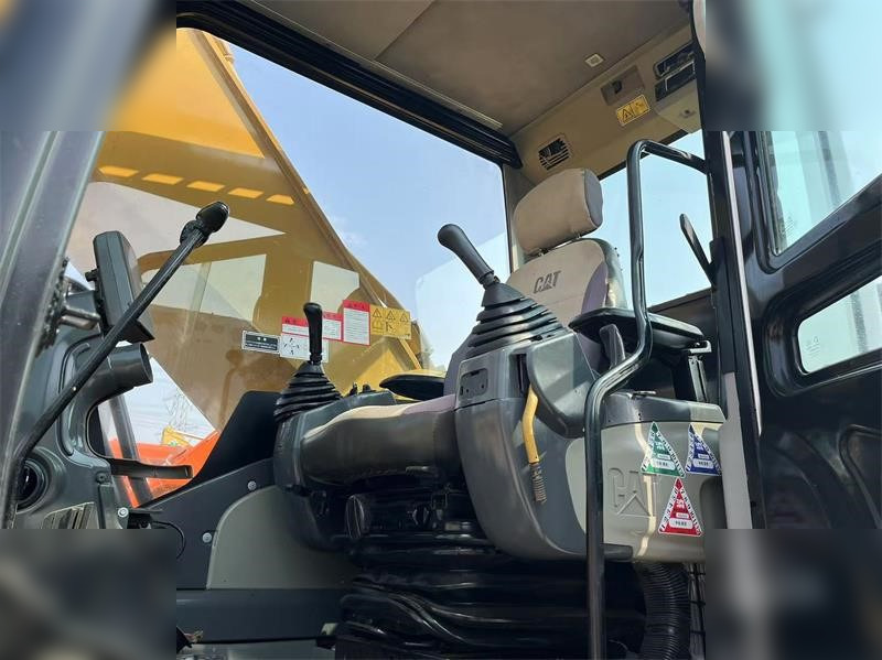 CATERPILLAR 330D - Excavadora de cadenas: foto 3 CATERPILLAR 330D - Excavadora de cadenas: foto 3