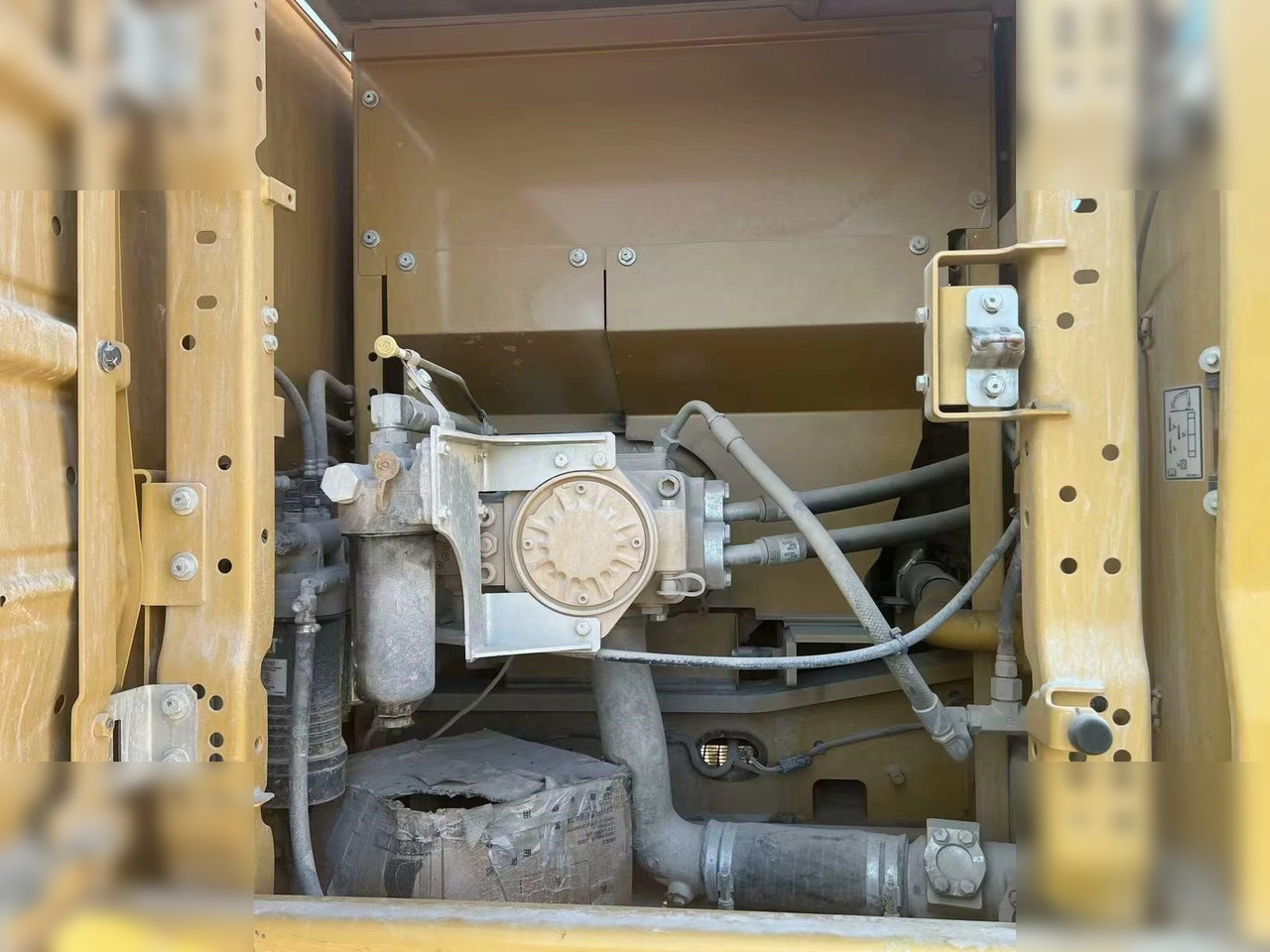 Excavadora de cadenas CATERPILLAR 330GC: foto 8