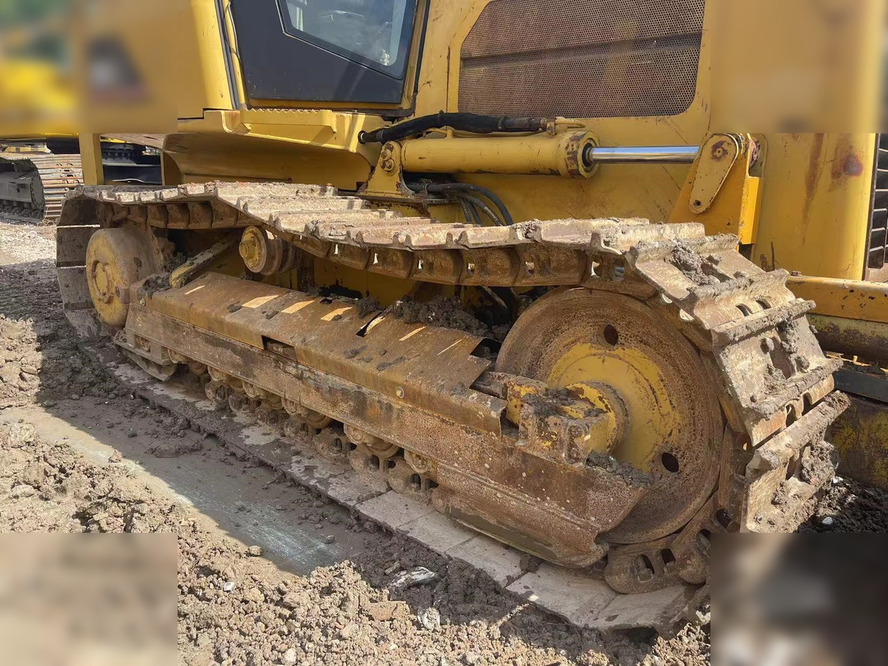 CATERPILLAR D5G XL - Bulldozer: foto 4 CATERPILLAR D5G XL - Bulldozer: foto 4