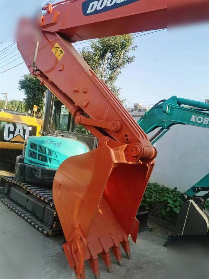 DOOSAN DX225 LC-5 - Excavadora de cadenas: foto 5 DOOSAN DX225 LC-5 - Excavadora de cadenas: foto 5