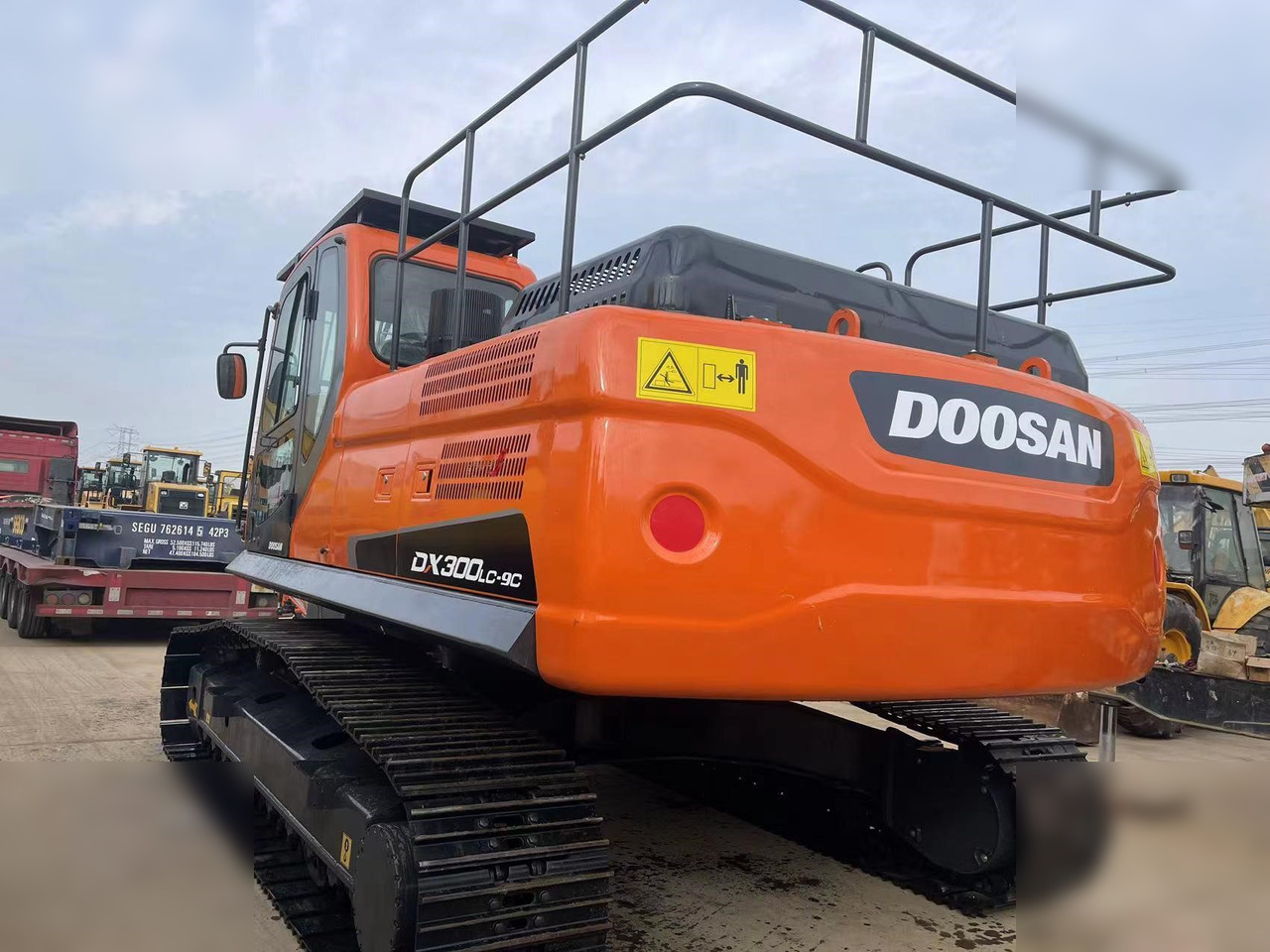 DOOSAN DX300 LCA - Excavadora de cadenas: foto 4 DOOSAN DX300 LCA - Excavadora de cadenas: foto 4