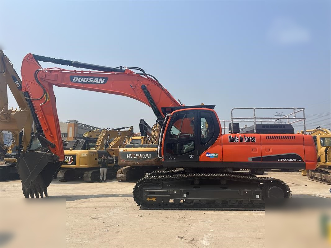 DOOSAN DX340 LCA - Excavadora de cadenas: foto 1 DOOSAN DX340 LCA - Excavadora de cadenas: foto 1