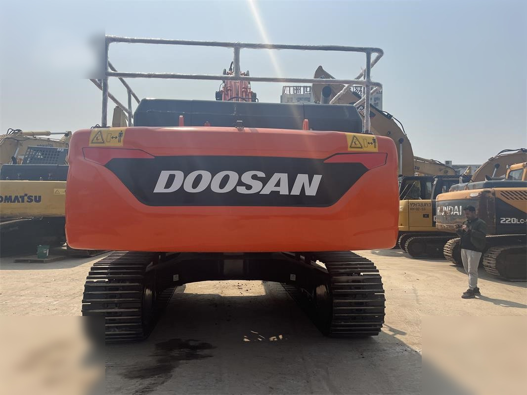 DOOSAN DX340 LCA - Excavadora de cadenas: foto 3 DOOSAN DX340 LCA - Excavadora de cadenas: foto 3