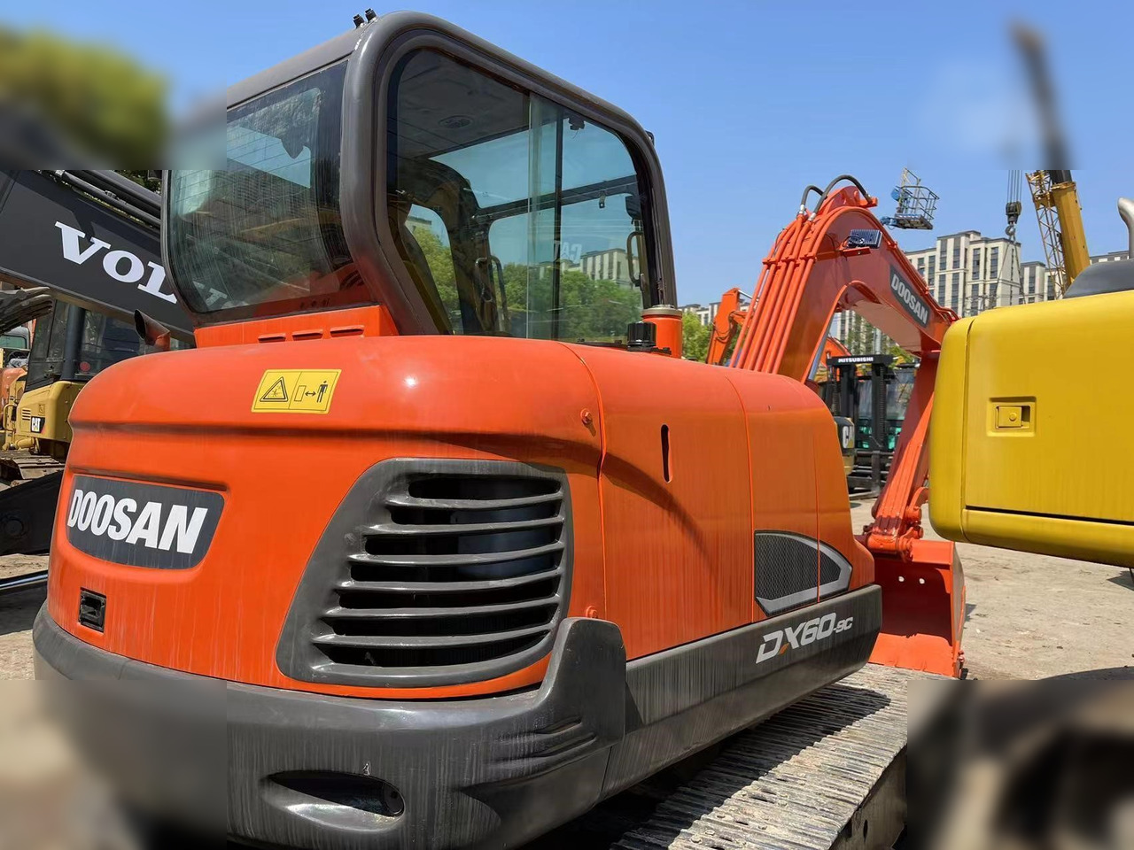 DOOSAN DX60-9C - Excavadora de cadenas: foto 4 DOOSAN DX60-9C - Excavadora de cadenas: foto 4